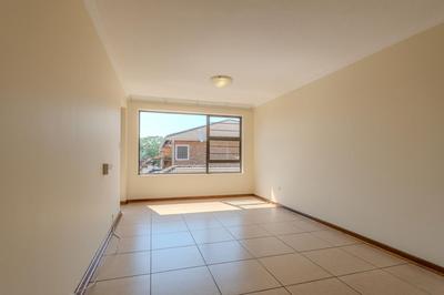 Apartment / Flat For Sale in Garsfontein, Pretoria
